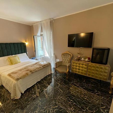 Prestige Suite Via Romagnoli 시르미오네 외부 사진