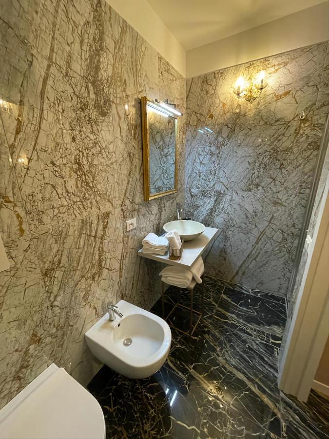Prestige Suite Via Romagnoli 시르미오네 외부 사진